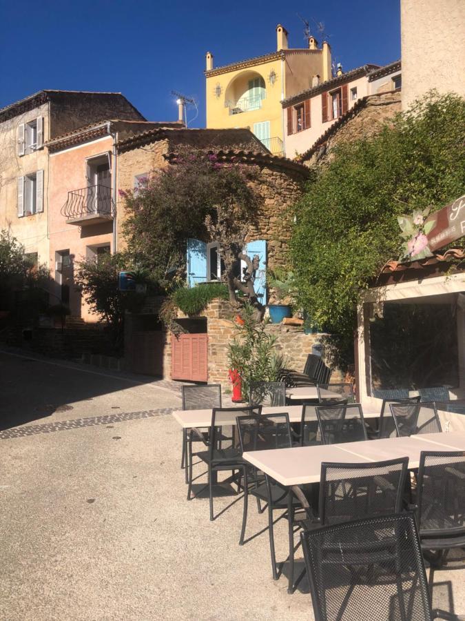 Maison De Vacances Medievale Bormes-Les-Mimosas Village Bagian luar foto